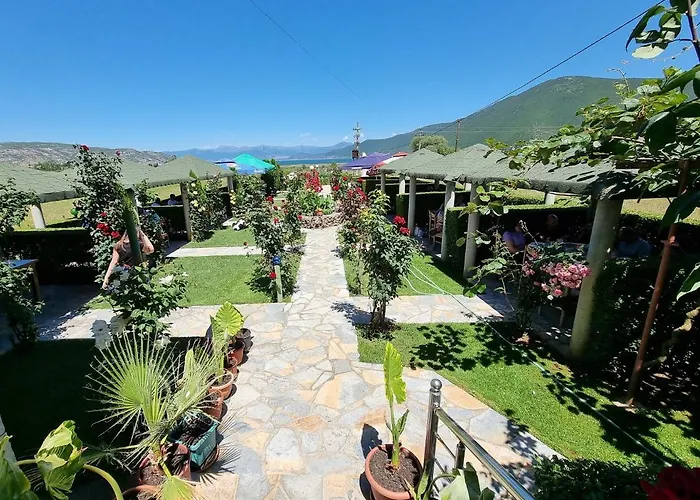 Hotel Restaurant Aleksander Pusteci