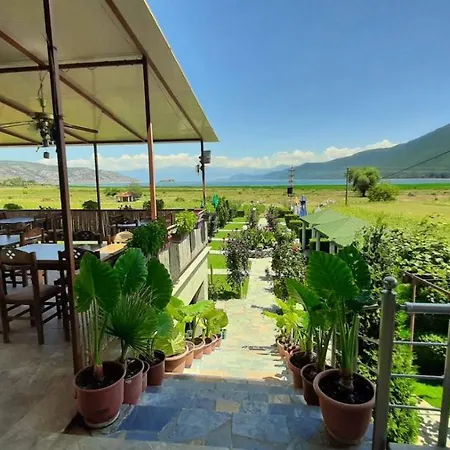 מלון Restaurant Aleksander